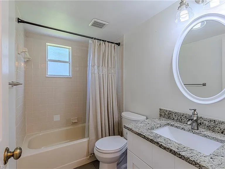 9600 Victoria Ln #108 — Photo 19