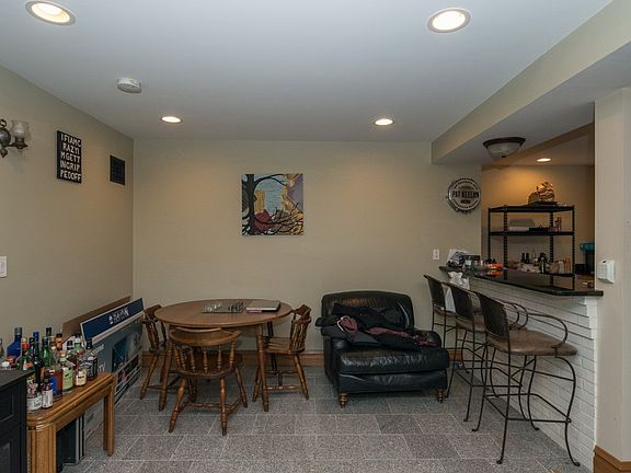 5th image of 2448 N Campbell Ave #I