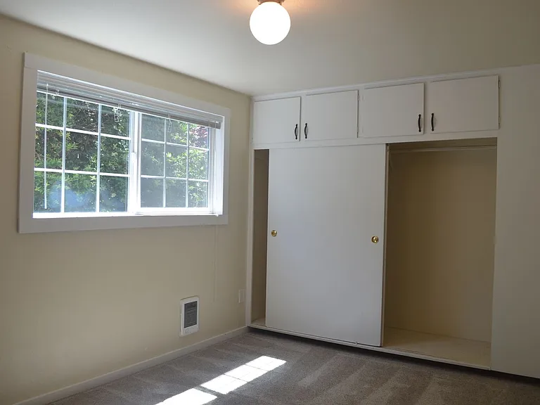 Charming Duplex in Prime Ballard-Fremont Location — Photo 11