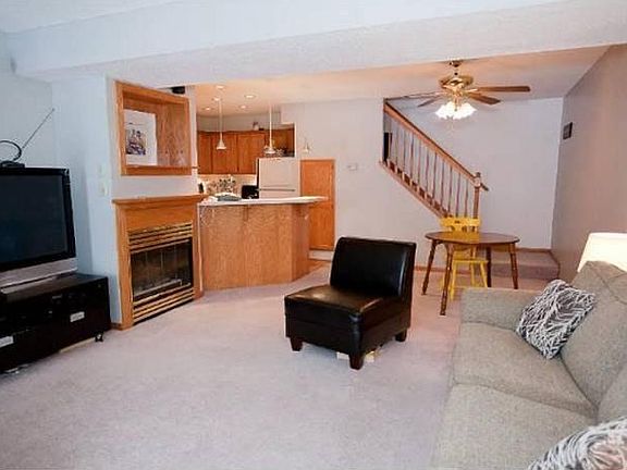 Living Room/Dining/Kitchen