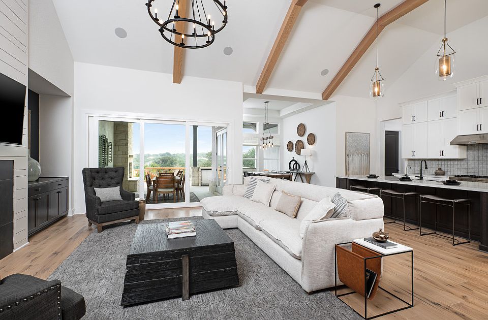 385 Smarty Jones Avenue Elevation Image 1