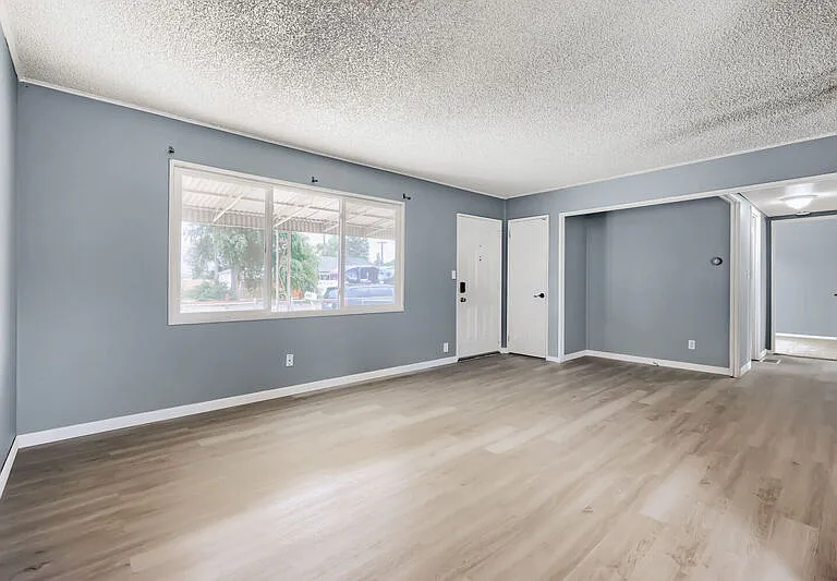 1904 S Hancock Ave — Photo 5