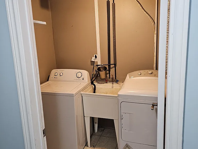 386 Highland Rd W #45 — Photo 15