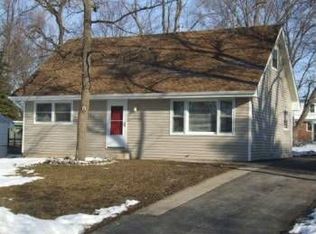 17930 W Kewaunee Dr, Grayslake, IL 60030