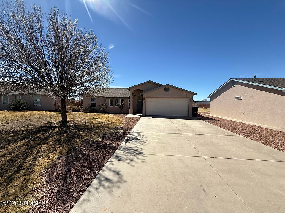 1st image of 2324 Sierra Vista Ct