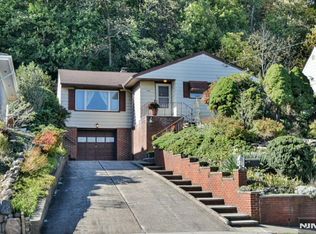 394 Valley Rd, Clifton, NJ 07013