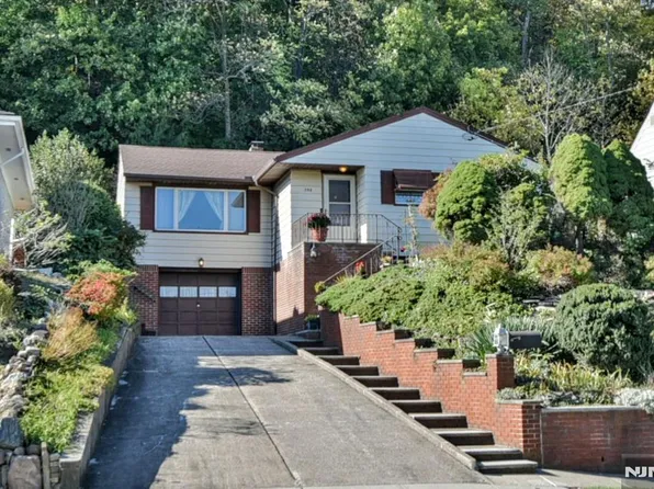 394 Valley Rd, Clifton, NJ 07013