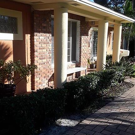 3rd image of 400 37th St S