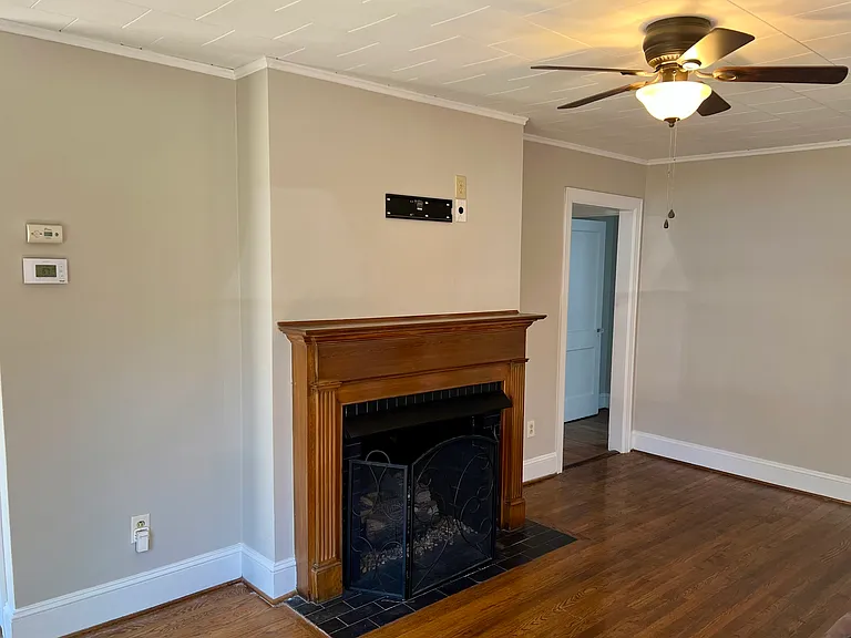 435 Rollingwood Cir — Photo 7