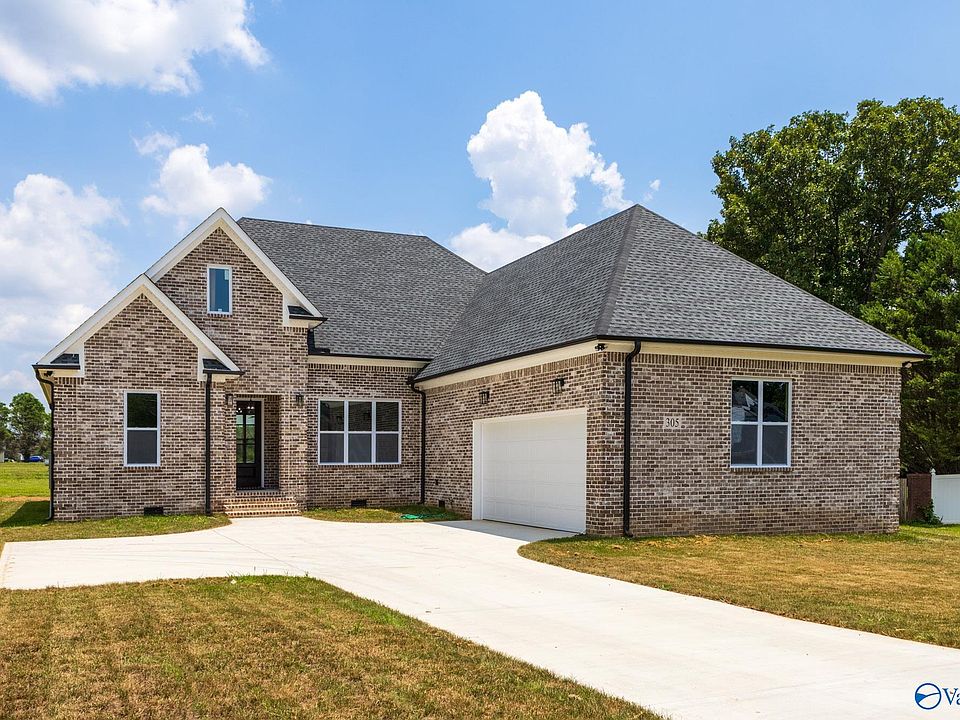 1st image of 305 Golden Harvest Dr