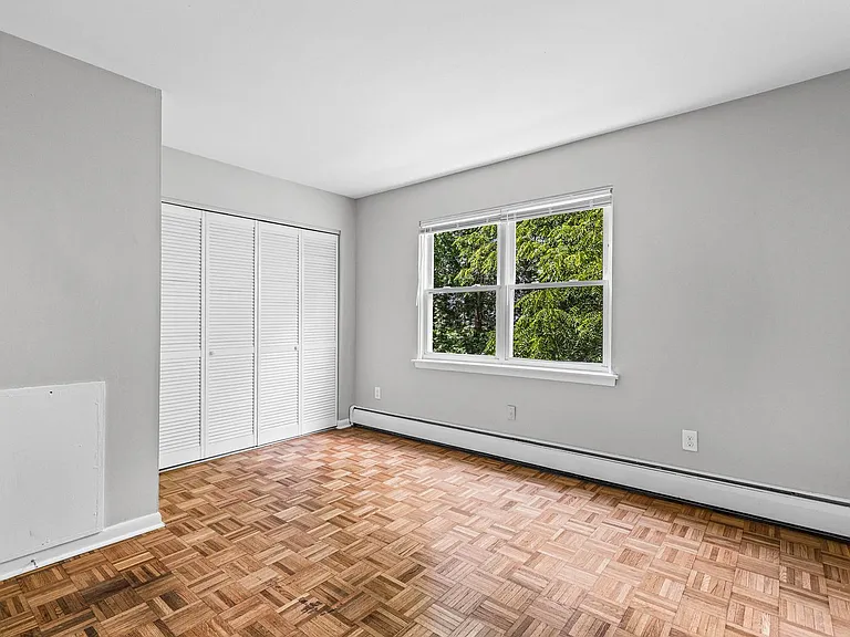 Canandaigua Garden Apartments — Photo 42