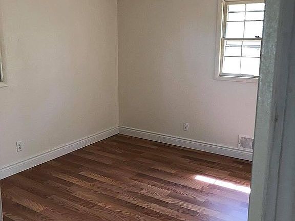 3rd image of 85 Powhatan Dr