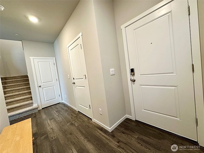 4th image of 18757 Lipoma Place E