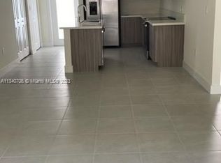 8265 SW 41st St #318, Miami, FL 33155