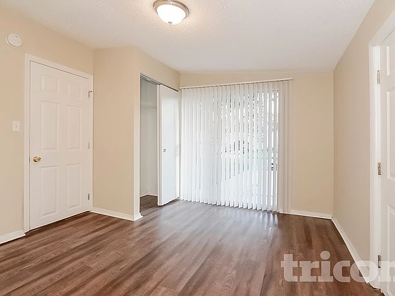 4th image of 4417 W Knox St