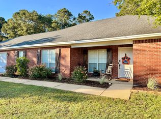 156 Grand Ridge Ln, Wetumpka, AL 36093