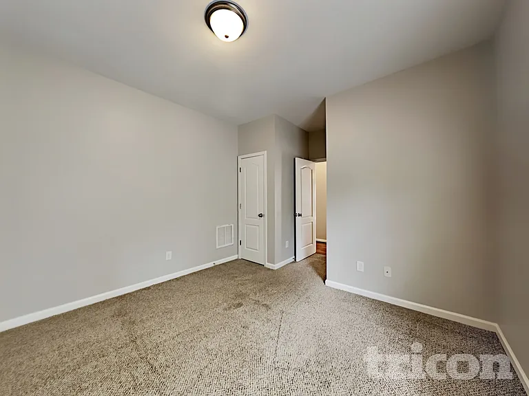 4311 Glen Heights Way — Photo 15