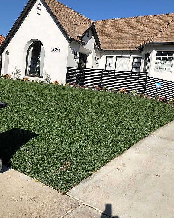 1st image of 2053 W 75th St