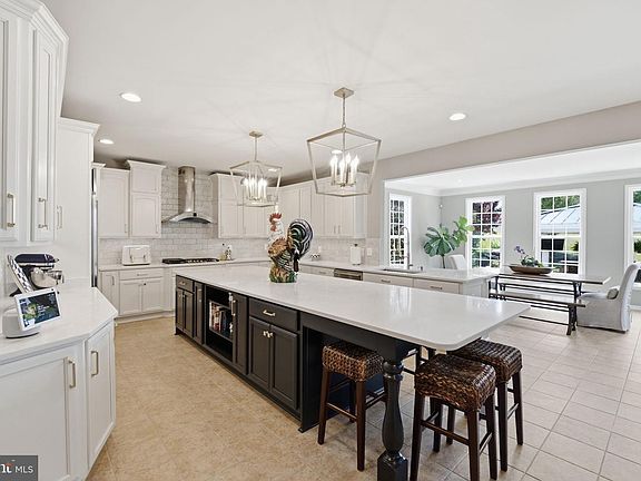 3rd image of 16545 Levade Dr
