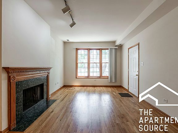 3rd image of 920 N Paulina St #2F