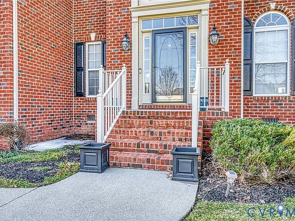 4th image of 237 Ashbury Hills Dr