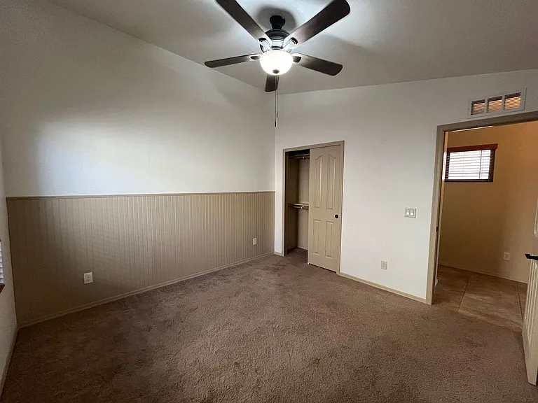 3263 Red Leaf Ln — Photo 9