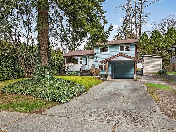 2nd image of 21149 Glenwood Ave