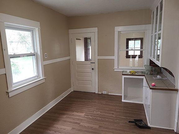 5th image of 8004 Connecticut Ave