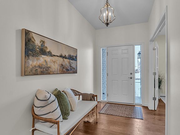 4th image of 4139 Montith Dr