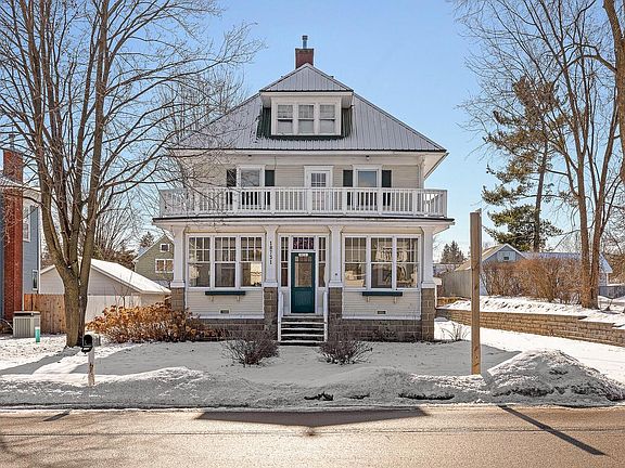 2nd image of 18731 Dewey STREET