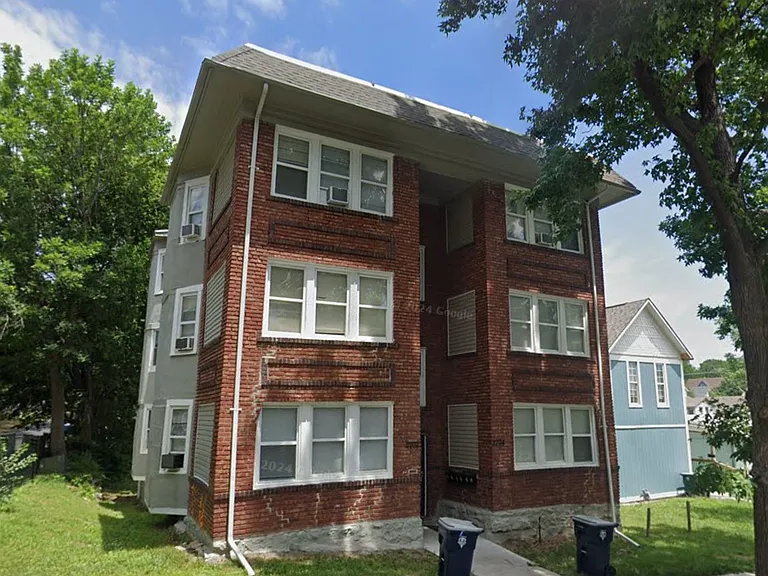 2702 Peery Ave #3E — Photo 1