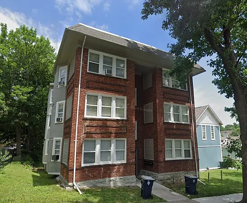 2702 Peery Ave Photo 1