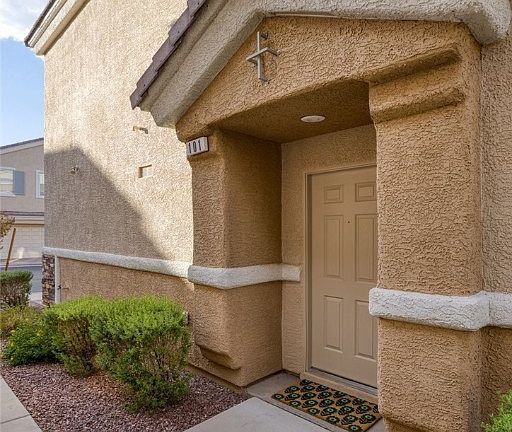 5th image of 1066 Pleasure Ln Unit 1