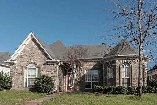 1112 Averett Ln Photo 1