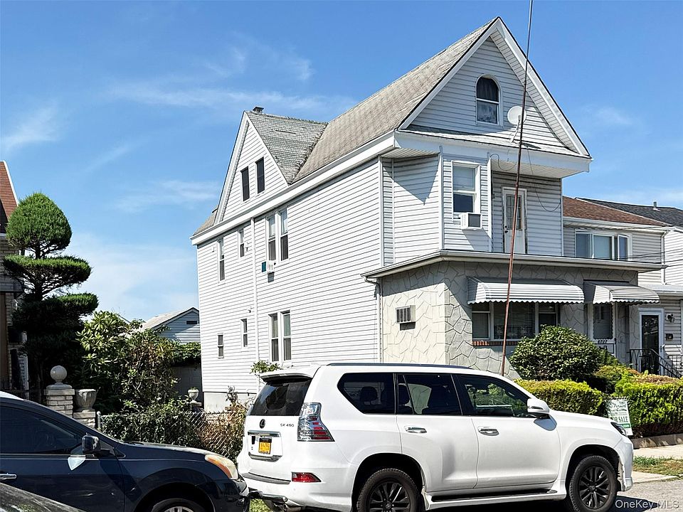 1st image of 67-27 52nd Avenue
