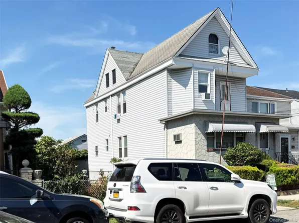 67-27 52nd Avenue, Maspeth, NY 11378