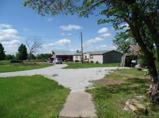 39828 Lookout Rd, Fontana, KS 66026