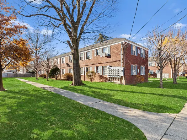 Sheffield Gardens, 28 E Sheffield Ave #G6, Englewood, NJ 07631