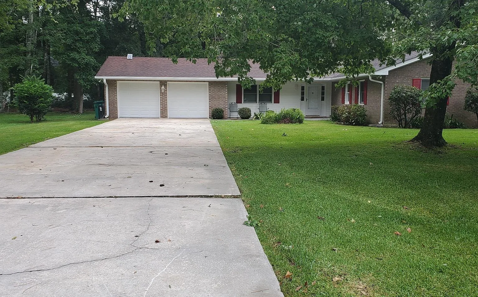 3 bed, 1834 sqft, $1,800 — Photo 1