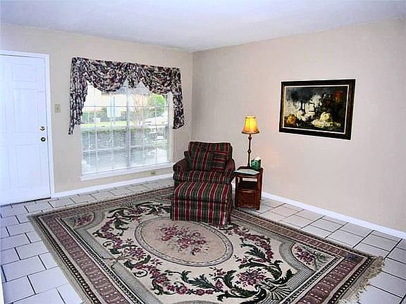 4th image of 14333 Memorial Dr APT 11