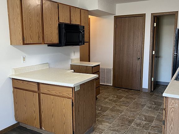 3rd image of 4302 Maricopa Dr #1