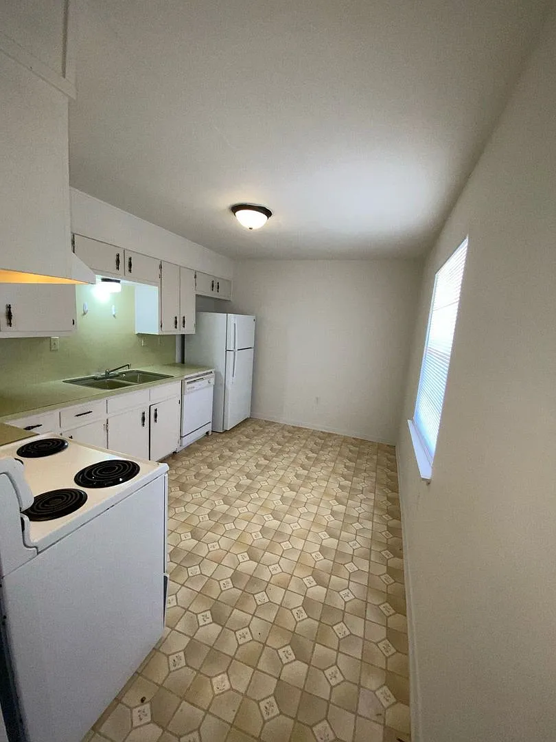 Half off first month's rent — Photo 4