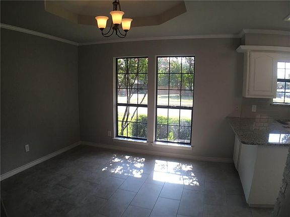 5th image of 2202 Deep Valley Dr