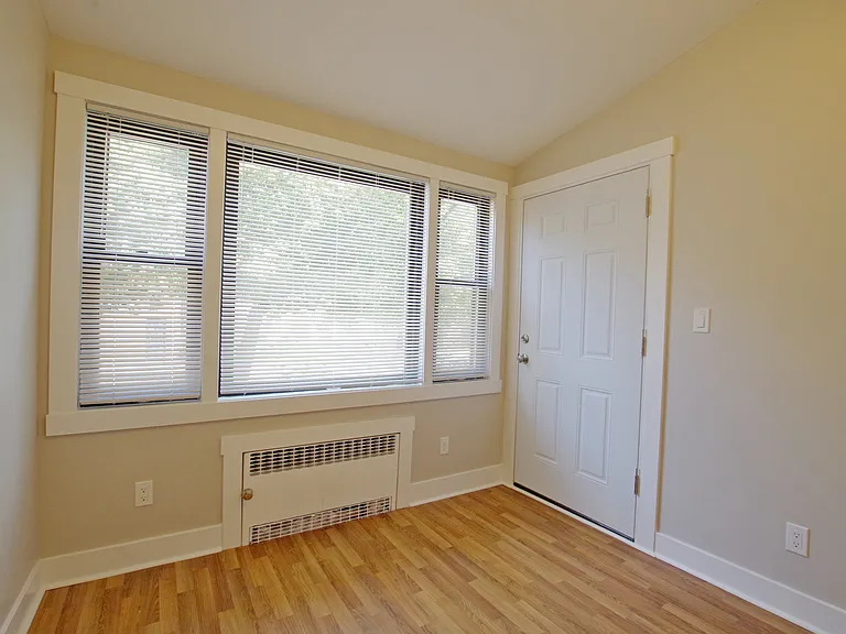 6216 Cooper Ave #1F — Photo 2