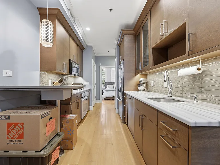529 Jefferson St #2 — Photo 7