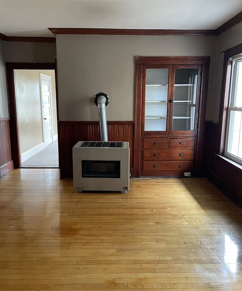 3 bed, $1,850 — Photo 1