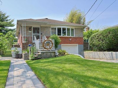50-54 Deepdale Place, Little Neck, NY, 11362