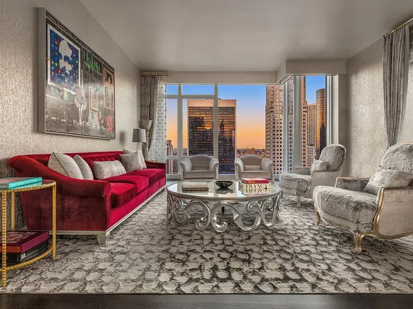 20 W 53rd St #38A, New York, NY 10019