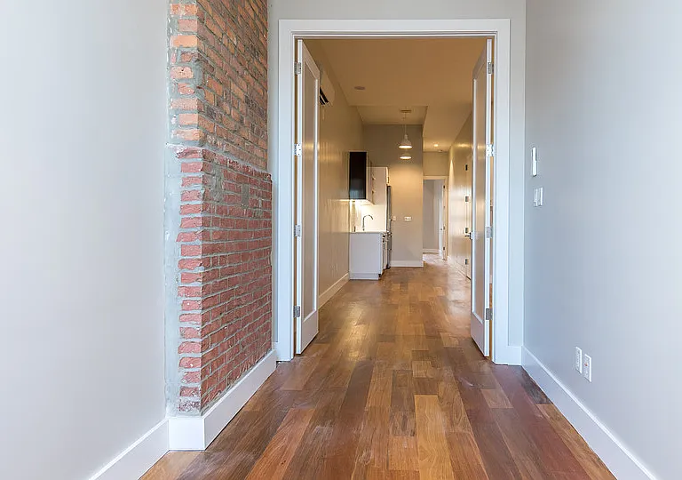 228 Kingsland Ave #3R — Photo 12