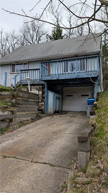 741 Jefferson Rd photo 1